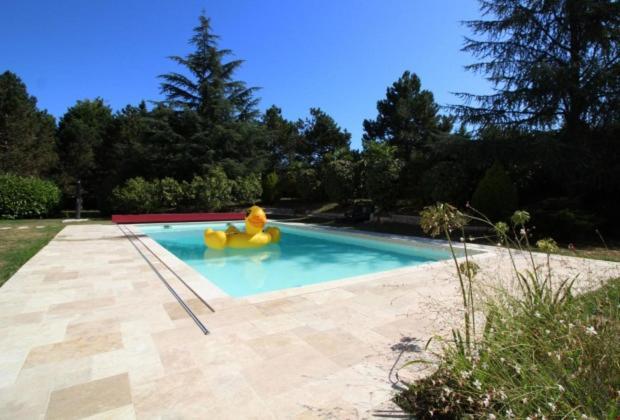 Villa Entiere Du Chateau Lacroix De Civrac 3 Ch, 3 Sdb, Piscine Xxl,Sauna, 4 Etoiles,7 Pers Екстер'єр фото